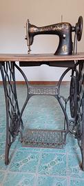 macchina da cucire Singer Antiquariato 
