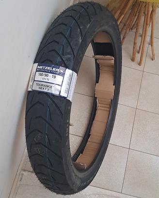 Gomma nuova Metzeler Tourance Next 2 100/90 - 19TL