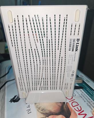 D-Link DVA-5592  router modem.