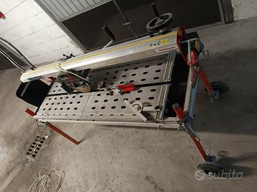 taglia piastrelle ad acqua 