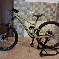 MTB Lapierre con telaio carbonio