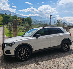 Audi Q3 1.5 tfsi mild hybrid benzina