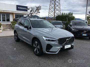 Volvo XC60 T6 Plug-in hybrid AWD automatico Plus D