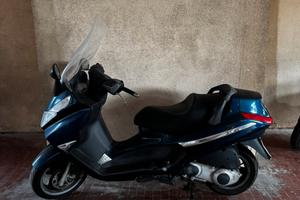 Piaggio X8