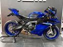 yamaha-r9-2025-accessoriata
