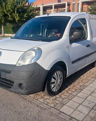 RENAULT KANGOO 1.5 TDI 90 CV. COIBENTATO