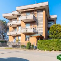 TRE LOCALI IN ZONA BEATA GIULIANA