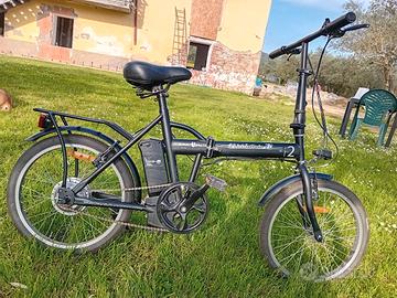 Bici elettrica pieghevole