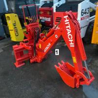 A117 Braccio Hitachi per mini pala