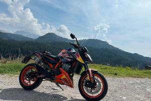 KTM DUKE 890R 2020