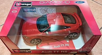 Audi TT RS - Burago - scala 1/18