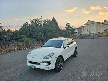 Porsche Cayenne 3.0 Diesel V6 240cv tetto apribile