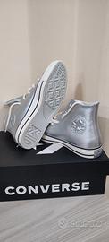Scarpe Converse nuove in pelle argento  misura 39