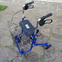 Deambulatore pieghevole 