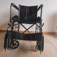 Sedia a rotelle pieghevole