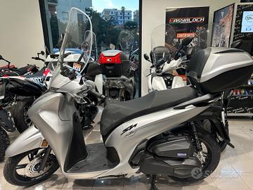Honda SH 350 ANNO 2025 NUOVO IN PRONTA CONSEGNA