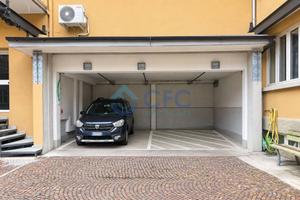 Box / Garage di 13 m² a Milano