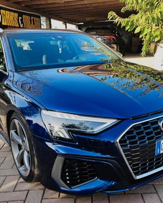 Audi A3 SPB 40 TFSI quattro S tronic line edition