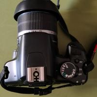 macchina fotografica Canon EOS 450D