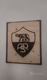as Roma stemma pirografato su legno 