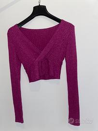 Top corto rosa scuro brillantinato, maniche lunghe