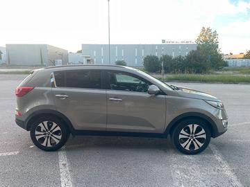 KIA SPORTAGE  2013