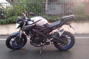 YAMAHA MT125
