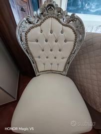 2 poltrone in pelle bianca