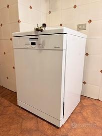 Lavastoviglie Miele G 5023 - Come Nuova!