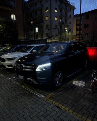 MERCEDES BENZ GLE 250d 4 MATIC SPORT