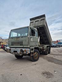 Astra HD 66.45 6x6 Ribaltabile roccia