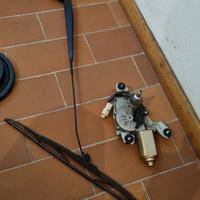 Vedo motorino tergicristalli hyundai coupe fx 2003