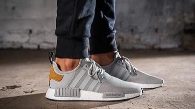 ADIDAS NMD R1 RUNNER MASTER CRAFT UK 8 UE 42