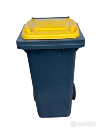 Bidone di plastica con ruote mai usato