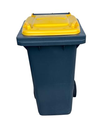 Bidone di plastica con ruote mai usato