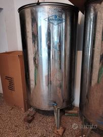 Contenitori per olio