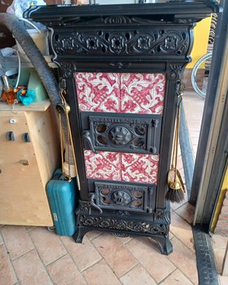 Stufa a legna Castelmonte.