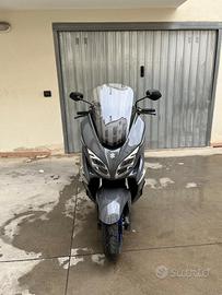 Suzuki Burgman 400