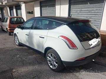 Lancia Delta 1.6 2011
