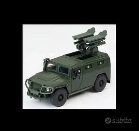 Gaz Tiger 4x4  lanciamissili 1/64 esercito russo