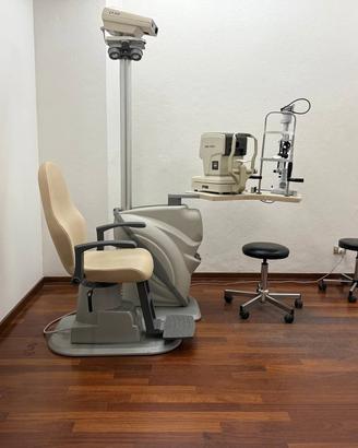 Vendita attività di ottica a Bologna centro