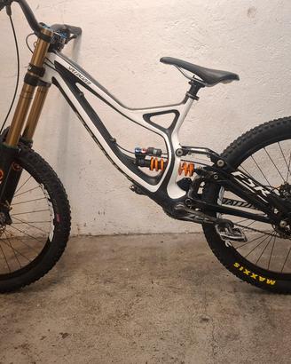 Specialized Demo 8 Carbon  DH 26" M