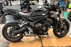 Cb650r 2024-2025 INCIDENTATA