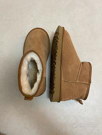 Ugg classic mini
