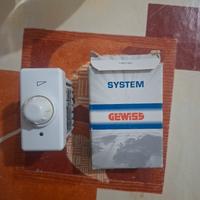 dimmer-regolatore di luminosità 