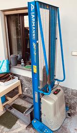 Sollevatore transpallet idraulico elettrico