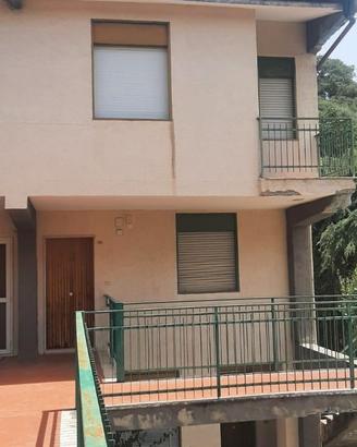 Appartamento a Torremezzo (Falconara Albanese)