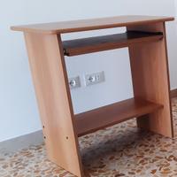 Scrivania per Computer Pc con ripiano per tastiera