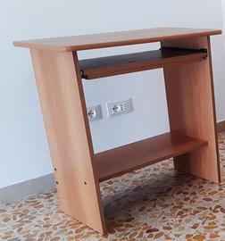 Scrivania per Computer Pc con ripiano per tastiera