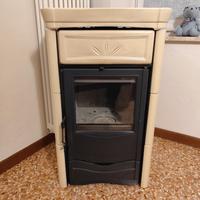 Stufa a legna NORDICA mod.NICOLETTA  8 Kw